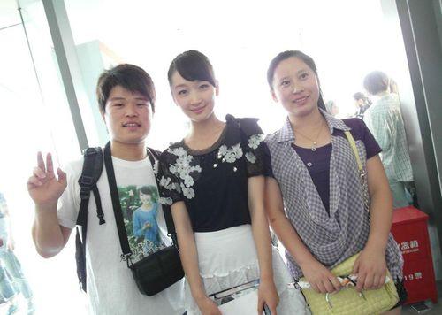 吃瓜群众图片真人版